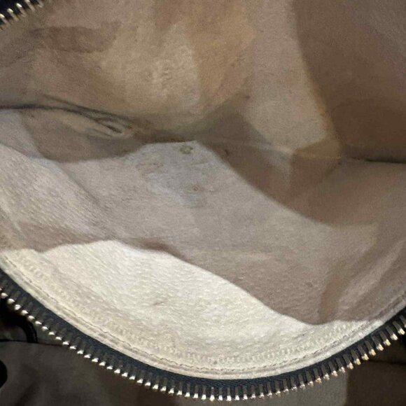 Prada Vintage Vitello Daino Leather Tote Bag - Picture 15 of 16